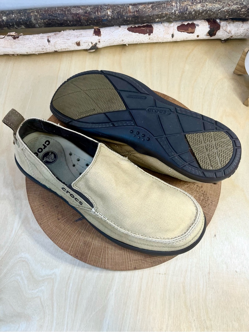 Crocs Walu Men's 11 Beige Canvas Slip-On Loafer Shoes Comfort